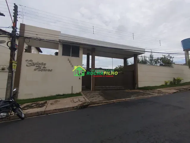 Casa com 148m² 3 quartos e 3 banheiros, à venda, no bairro Piçarreira em Teresina