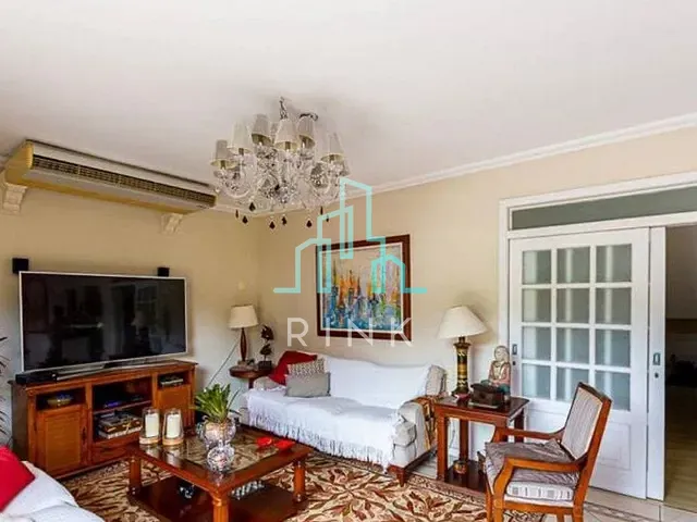 Casa com 420m² 4 quartos e 3 banheiros, à venda, no bairro São Francisco em Niterói