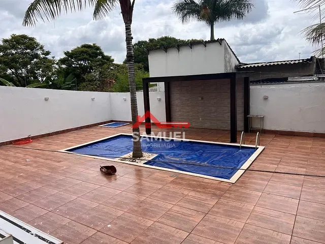 Casa com 400m² 3 quartos e 2 banheiros, à venda, no bairro Setor Habitacional Arniqueira (Águas Claras) em Brasília