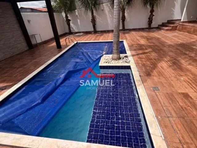 Casa com 400m² 3 quartos e 2 banheiros, à venda, no bairro Setor Habitacional Arniqueira (Águas Claras) em Brasília