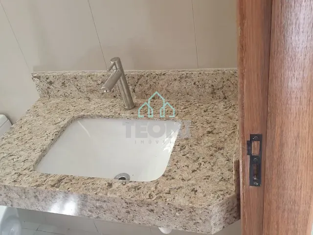 Casa com 138m² 3 quartos e 2 banheiros, à venda, no bairro Jardim do Lago I em Taubaté