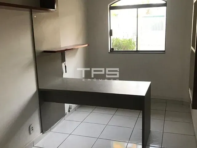 Casa com 600m² 4 quartos e 2 banheiros, à venda, no bairro Jardim das Nações em Taubaté