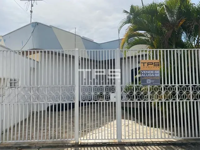 Casa com 600m² 4 quartos e 2 banheiros, à venda, no bairro Jardim das Nações em Taubaté