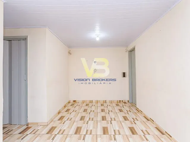 Casa 5 quartos e 2 banheiros, à venda, no bairro Alto Boqueirão em Curitiba