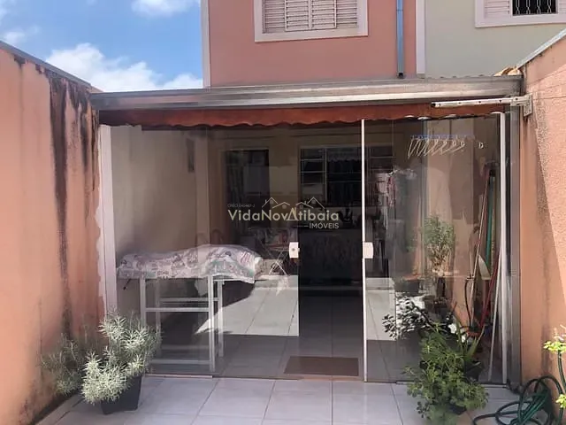 Casa com 97m² 2 quartos e 2 banheiros, à venda, no bairro Jardim Brogotá em Atibaia