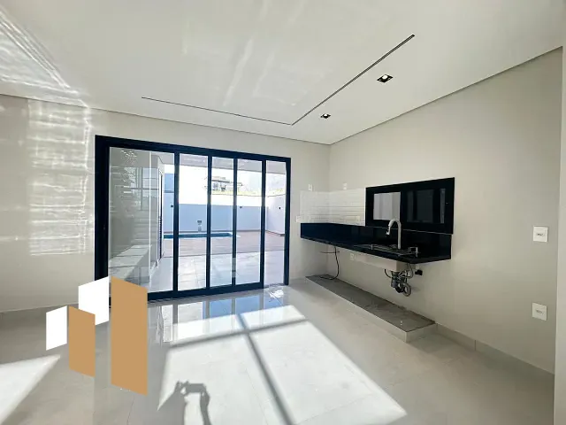 Casa com 218m² 3 quartos e 4 banheiros, à venda, no bairro Vila Rubens em Indaiatuba