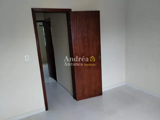 Casa 2 quartos e 2 banheiros, à venda, no bairro Palmeiras em Cabo Frio