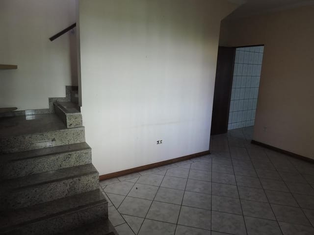 Foto do Casa - Casa Comercial com 4 Dormitórios, 300 m² - Venda R$ 2.430.000 e Locação R$ 7.900 - Quarta Parada - SP | Acharimóvel.net