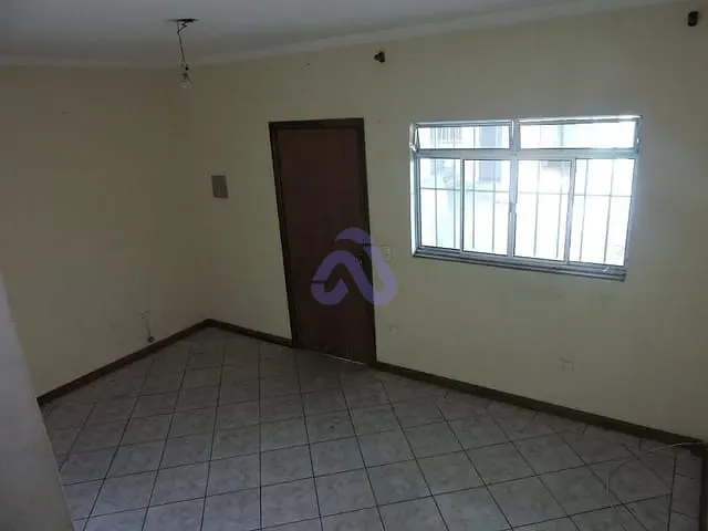 Casa com 500m² 2 quartos e 2 banheiros, à venda ou para alugar, no bairro Quarta Parada em São Paulo