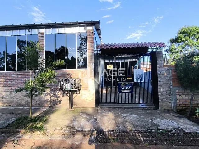 Casa com 200m² 3 quartos e 1 banheiro, à venda, no bairro Paiol Grande em Erechim