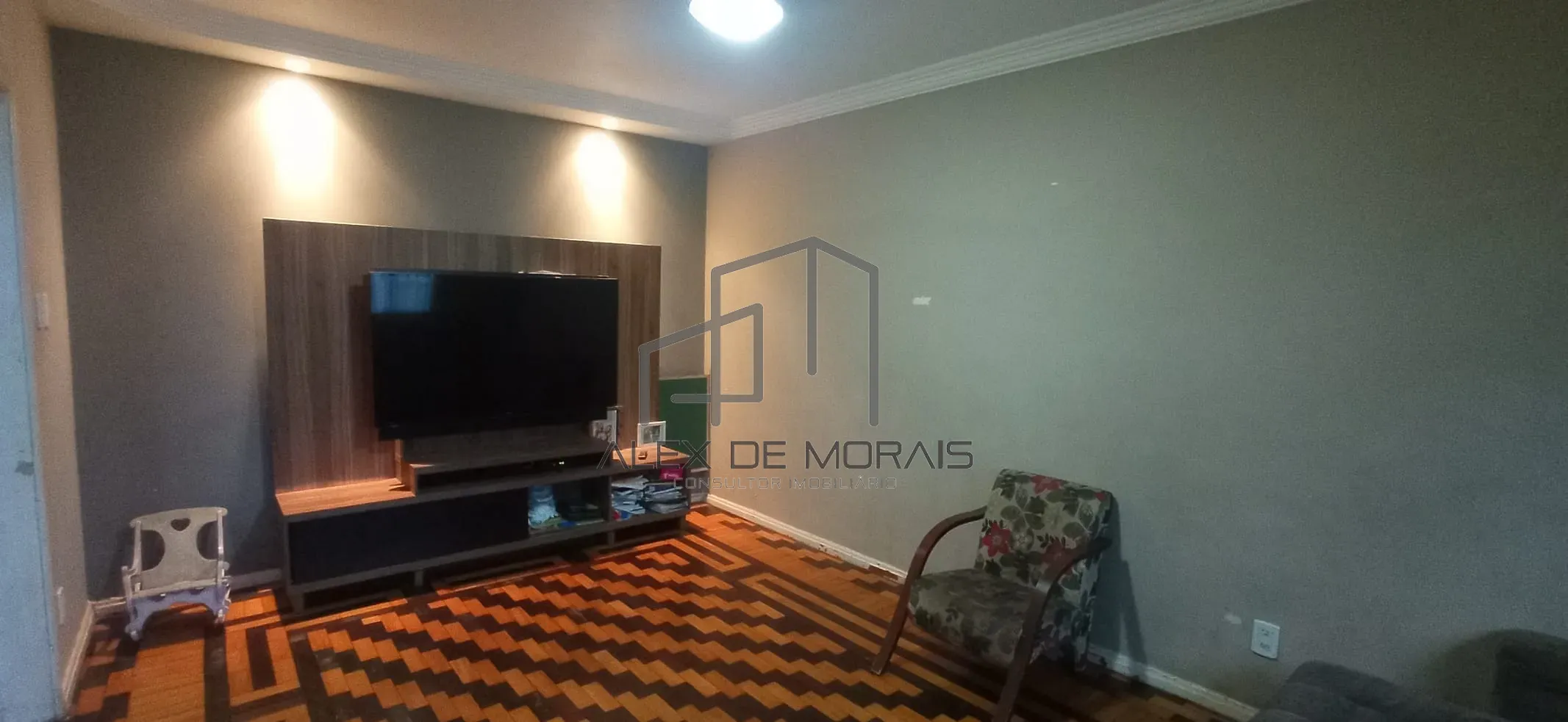 Casa, 4 quartos, 243 m² - Foto 1
