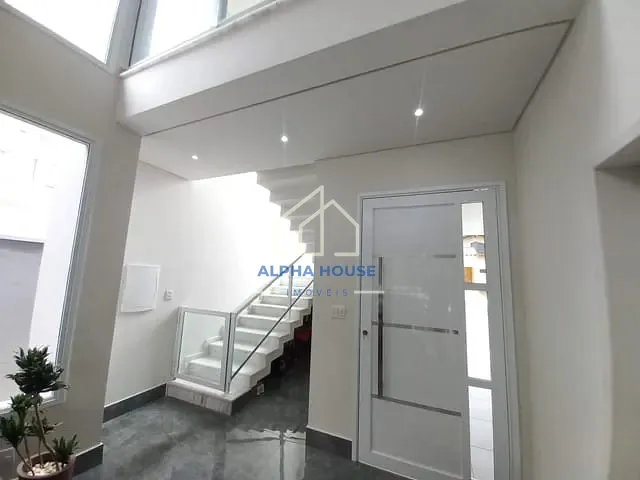Casa com 459m² 3 quartos e 5 banheiros, à venda, no bairro Loteamento Residencial Reserva dos Lagos em Pindamonhangaba