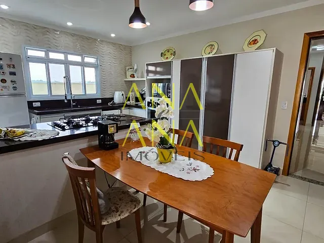 Casa com 456m² 3 quartos e 4 banheiros, à venda, no bairro Condomínio Vale das Águas em Bragança Paulista