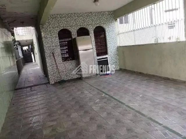 Casa com 400m² 1 quarto e 1 banheiro, para alugar, no bairro Vila Londrina em São Paulo