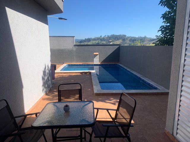 Casa 3 quartos e 3 banheiros, à venda, no bairro piracaia em Piracaia