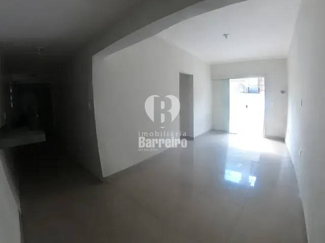 Casa 2 quartos e 1 banheiro, à venda ou para alugar, no bairro Vale do Jatobá em Belo Horizonte