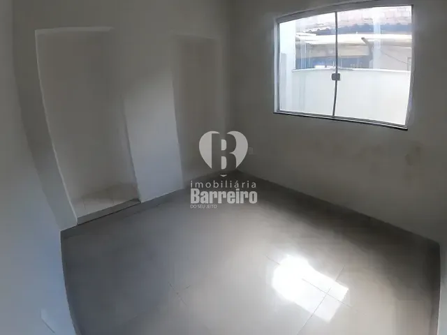 Casa 2 quartos e 1 banheiro, à venda ou para alugar, no bairro Vale do Jatobá em Belo Horizonte