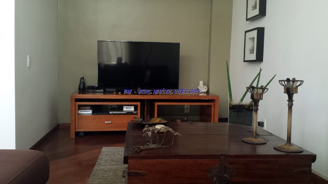 Casa para alugar com 4 quartos, 451m² - Foto 5