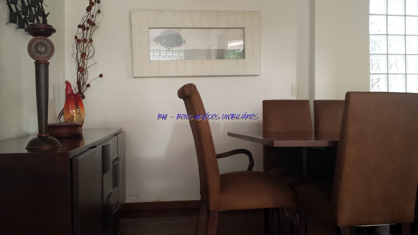 Casa para alugar com 4 quartos, 451m² - Foto 3