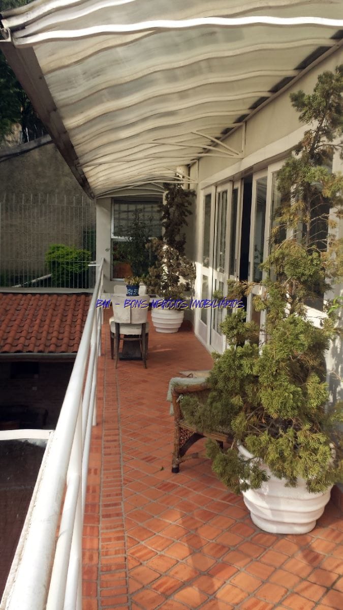 Casa para alugar com 4 quartos, 451m² - Foto 14