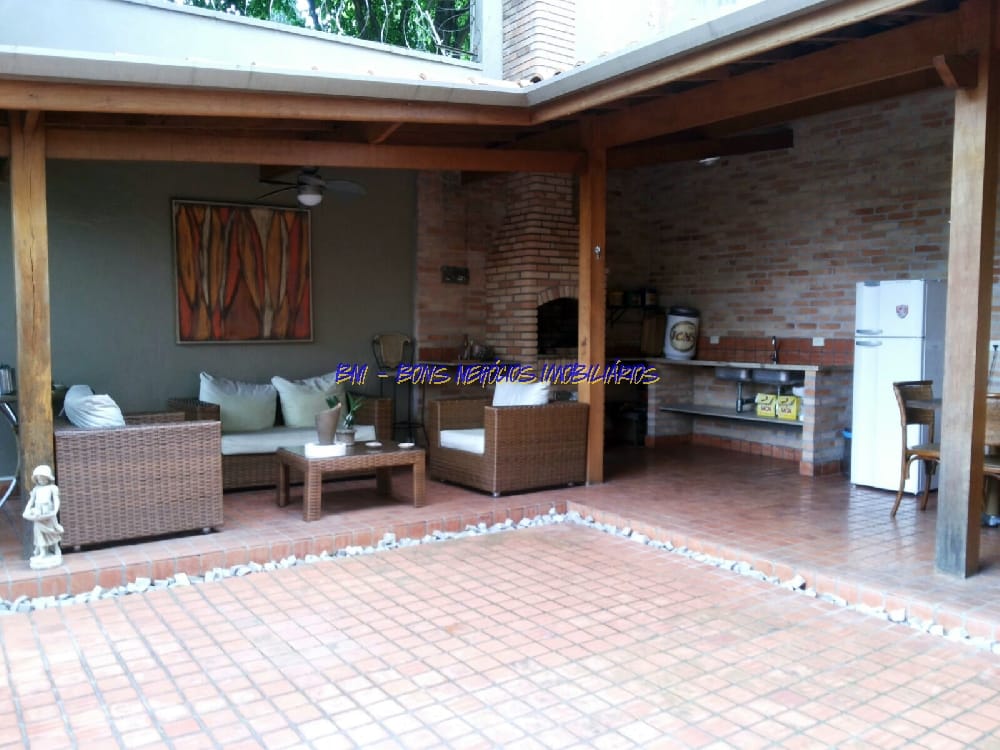 Casa para alugar com 4 quartos, 451m² - Foto 27