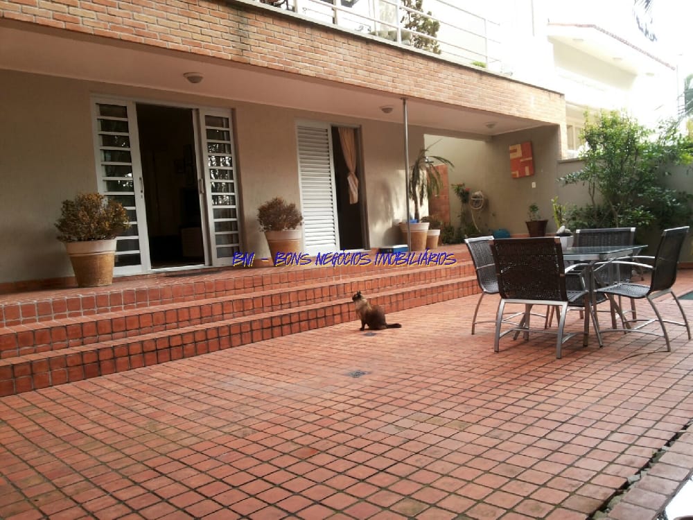 Casa para alugar com 4 quartos, 451m² - Foto 35