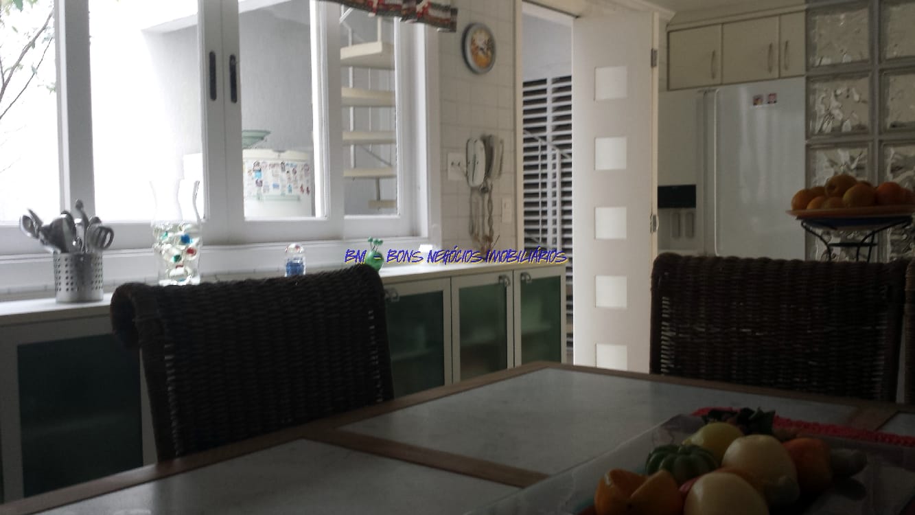 Casa para alugar com 4 quartos, 451m² - Foto 18