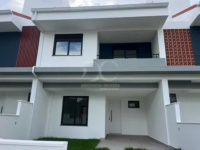 Casa com 176m² 3 quartos e 3 banheiros, à venda, no bairro Campeche em Florianópolis