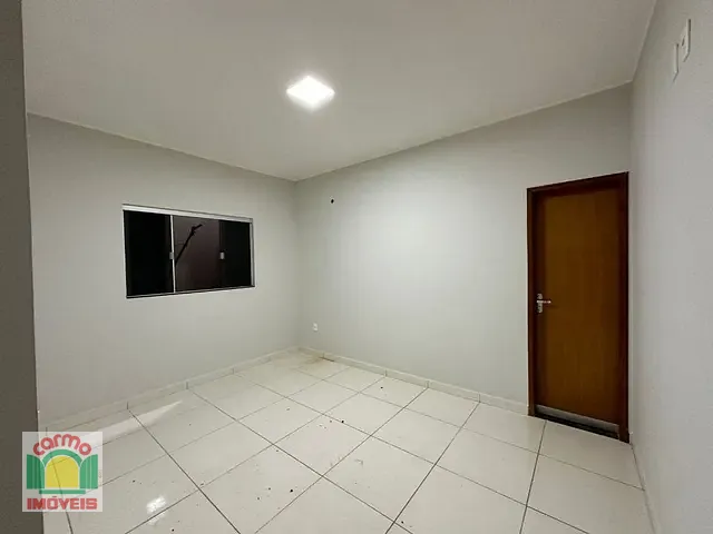 Casa com 150m² 3 quartos e 2 banheiros, à venda, no bairro Residencial Arco-Íris em Anápolis