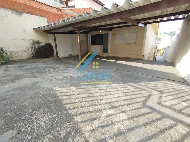 Casa 4 quartos e 2 banheiros, à venda ou para alugar, no bairro Centro em São Roque