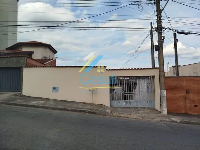 Casa 4 quartos e 2 banheiros, à venda ou para alugar, no bairro Centro em São Roque