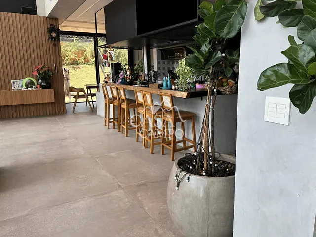 Casa com 2100m² 5 quartos e 7 banheiros, à venda, no bairro Condomínio Terras de São José II em Itu