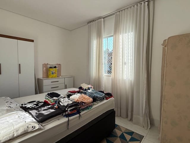 Casa com 150m² 4 quartos e 4 banheiros, à venda, no bairro Santo Agostinho em Governador Valadares