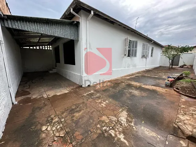 Casa 2 quartos e 1 banheiro, à venda, no bairro Vila Pinheiro em Pirassununga