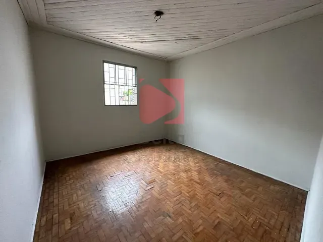 Casa 2 quartos e 1 banheiro, à venda, no bairro Vila Pinheiro em Pirassununga