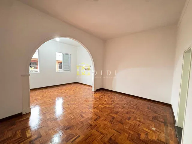 Casa 3 quartos e 2 banheiros, para alugar, no bairro Centro em Porto Feliz