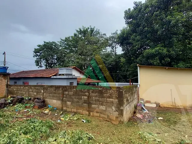 Casa com 601m² 2 quartos e 2 banheiros, à venda, no bairro Jardim Primavera em Mogi Mirim