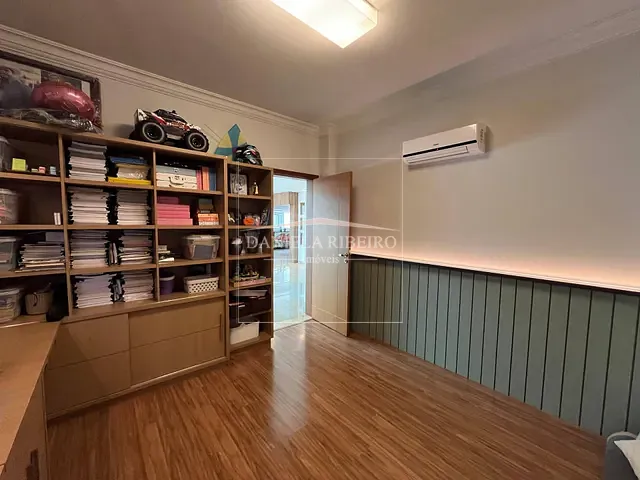 Casa com 502m² 4 quartos e 4 banheiros, à venda, no bairro Esperança em Londrina