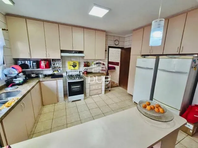 Casa com 125m² 3 quartos e 2 banheiros, à venda, no bairro Jardim D'Abril em Osasco