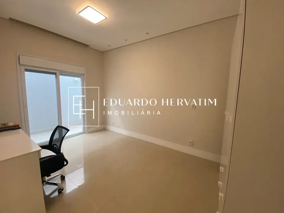 Casa, 3 quartos, 215 m² - Foto 4
