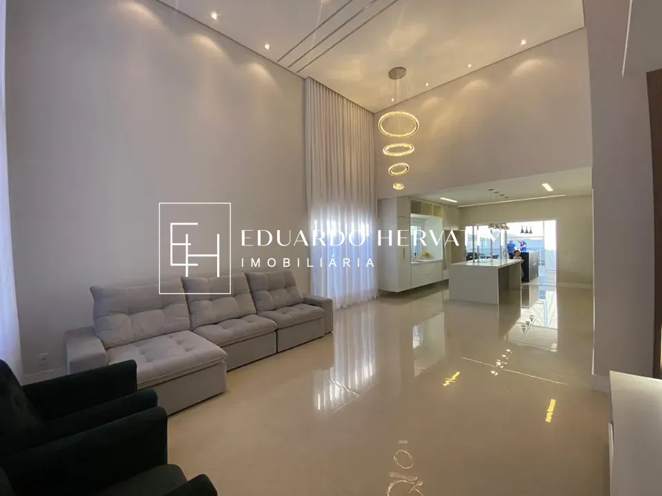 Casa, 3 quartos, 215 m² - Foto 8