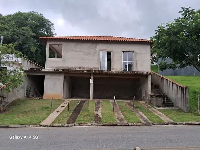 Casa com 507m² 4 quartos e 1 banheiro, à venda, no bairro Reserva Vale Verde em Cotia