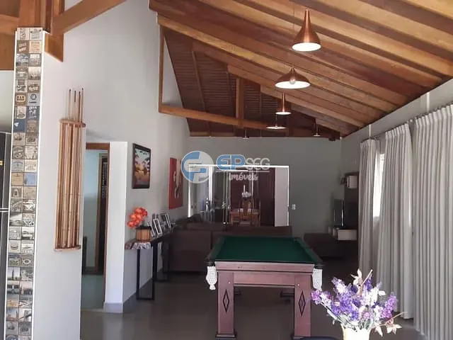 Casa com 2500m² 4 quartos e 3 banheiros, à venda, no bairro Recanto Santa Andréa em Cambé
