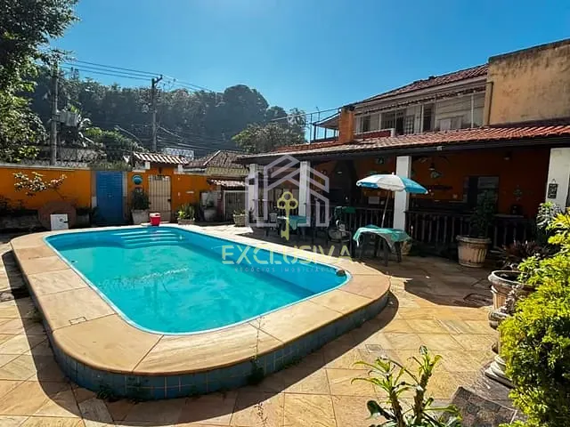 Casa 4 quartos e 4 banheiros, à venda, no bairro Zumbi em Rio de Janeiro