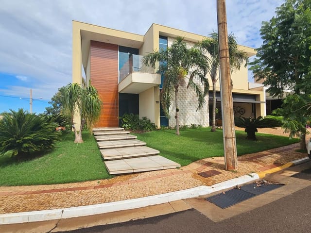 Foto do Casa - Casa de esquina com 377m² 3 suítes 4 Salas,Ecoville, Dourados, MS | Ezzato Imóveis