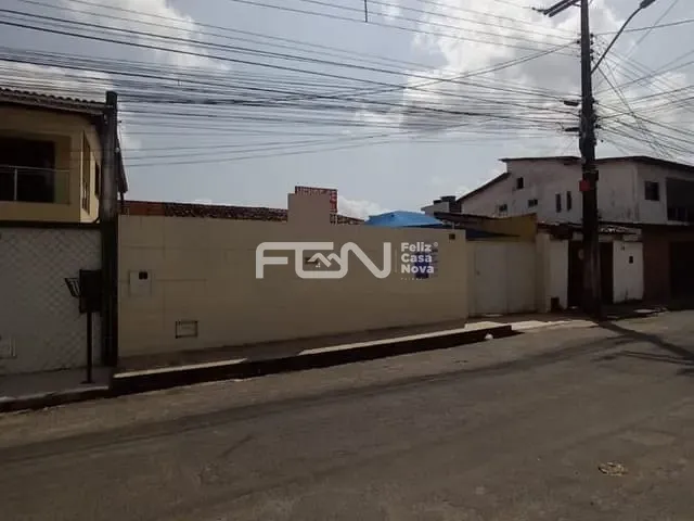 Casa com 257m² 2 quartos e 1 banheiro, à venda, no bairro Inocoop em Camaçari