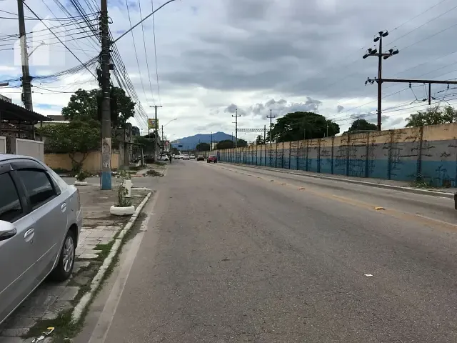 Casa com 200m² 4 quartos e 2 banheiros, à venda, no bairro Centro em Mesquita