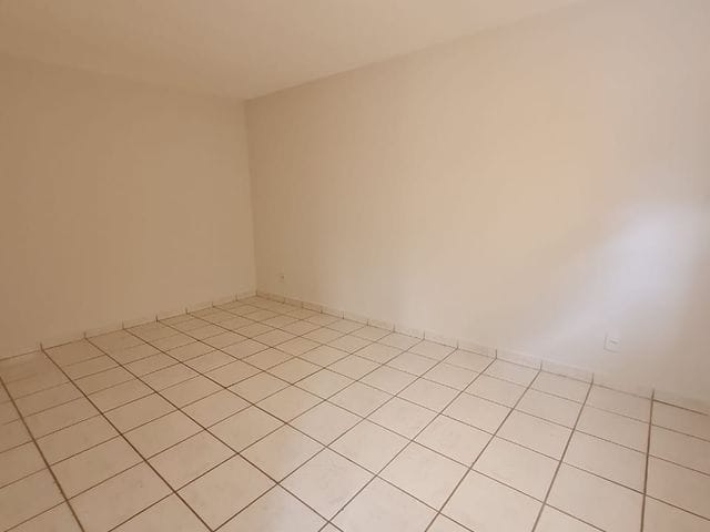 Foto do Casa - Barracão residencial de n.° 03 para locação, Jardim América, Goiânia, GO | Futtura Soluções Imobiliarias