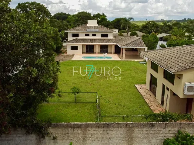 Casa com 1500m² 5 quartos e 6 banheiros, à venda, no bairro Setor Habitacional Jardim Botânico em Brasília