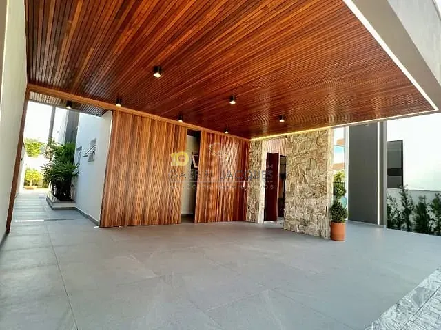 Casa com 360m² 4 quartos e 5 banheiros, à venda, no bairro Cidade Universitária Pedra Branca em Palhoça
